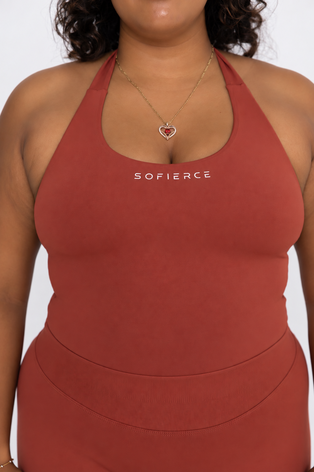 SEAMLESS SIGNATURE HALTER TOP