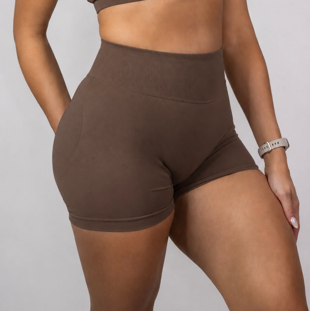 Signature Seamless Shorts